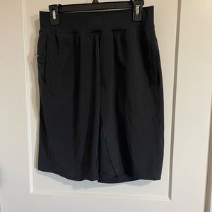 Black men’s Large Lululemon